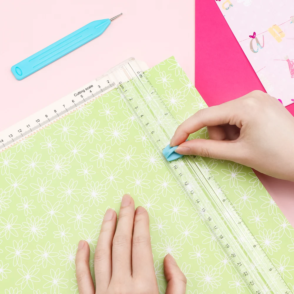 Multi-Purpose Trim and Score B - Art Craft Board recension och pris